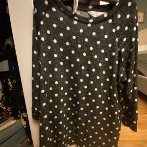 Soft raglan dark grey dot sweater.  EUC size 1x